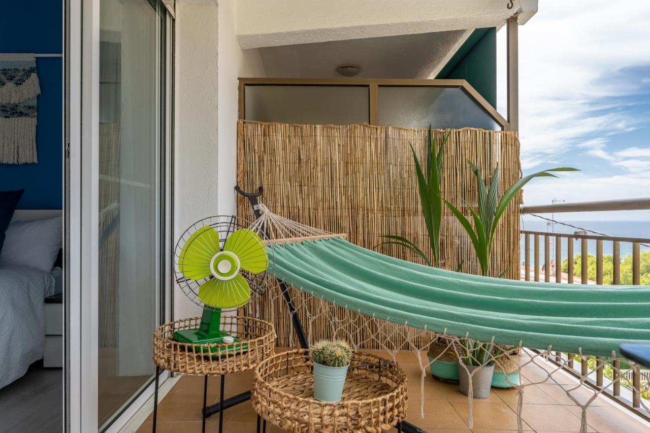 Beach Front Retro Hideaway In Salou Eksteriør billede
